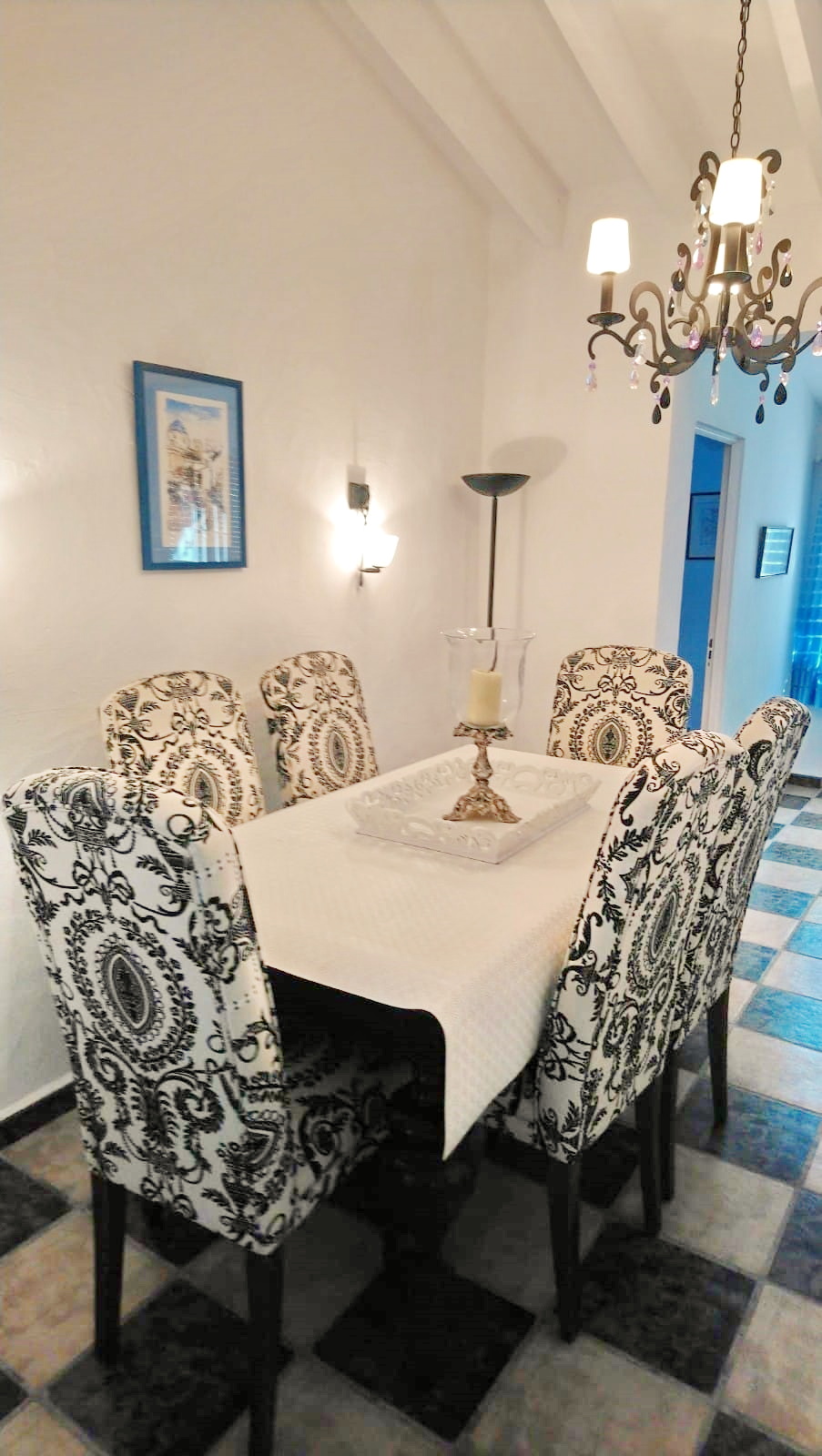 Mediterranean villa with flat plot close to Moraira centre