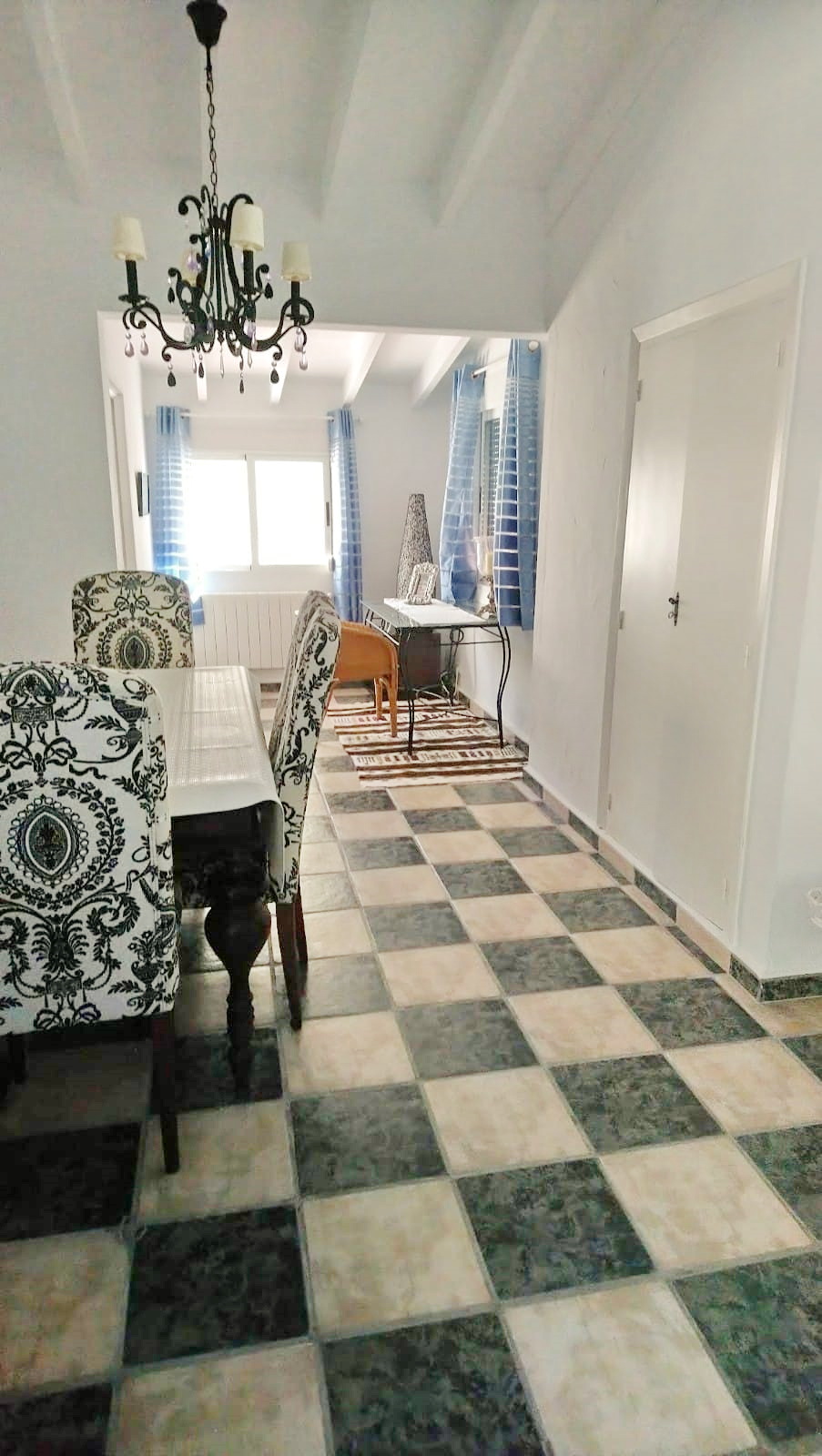 Mediterranean villa with flat plot close to Moraira centre