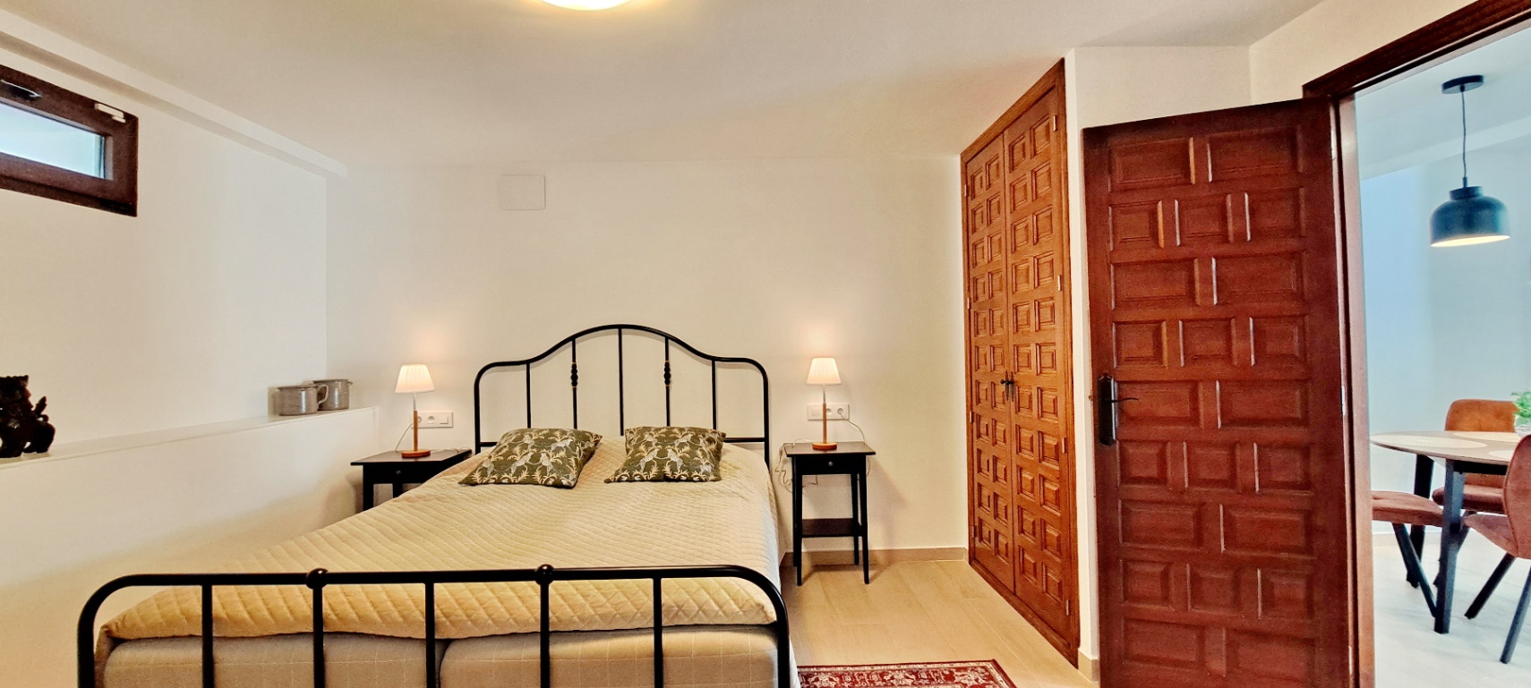 Recently renovated villa near the center