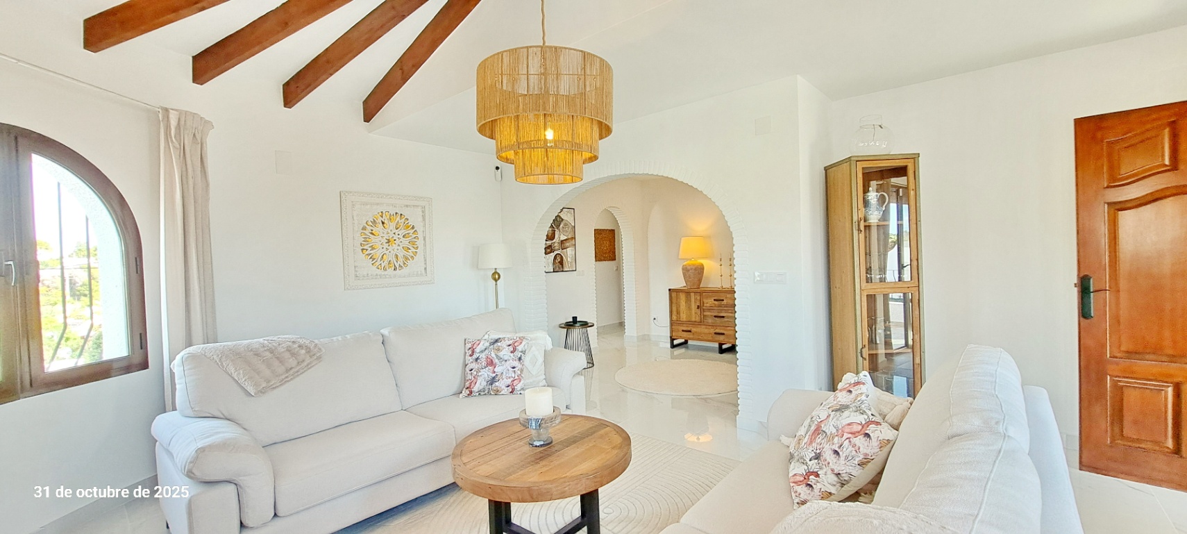 Recently renovated villa near the center