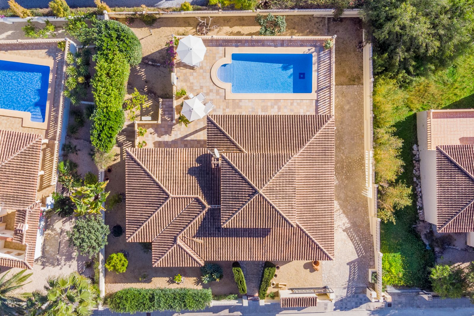 Luxury villa in Moraira – Prime location close to the sea